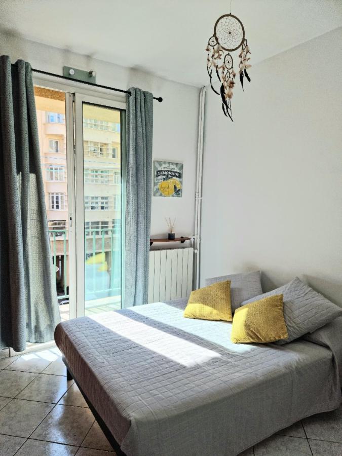 Apartament La Caisserie Vieux-Port / Une Chambre Et Balcon Marsylia Zewnętrze zdjęcie