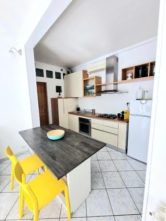 Apartament La Caisserie Vieux-Port / Une Chambre Et Balcon Marsylia Zewnętrze zdjęcie